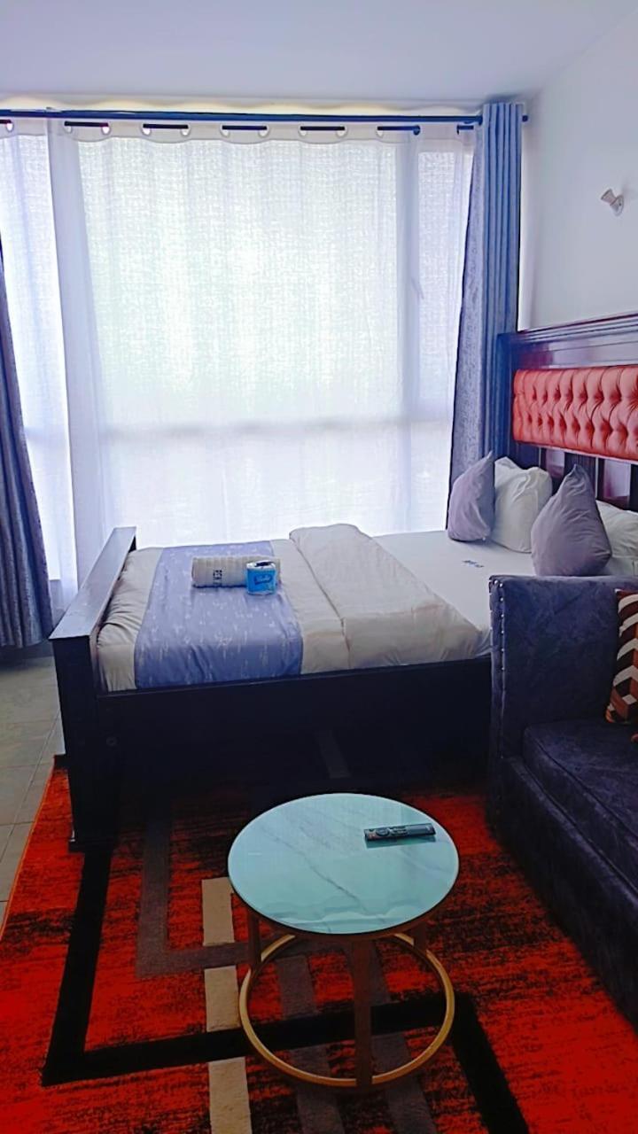 Rew 12 Apartment *